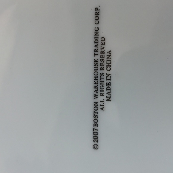 Boston Warehouse Green Porcelain Plates Set - Picture 7 of 7